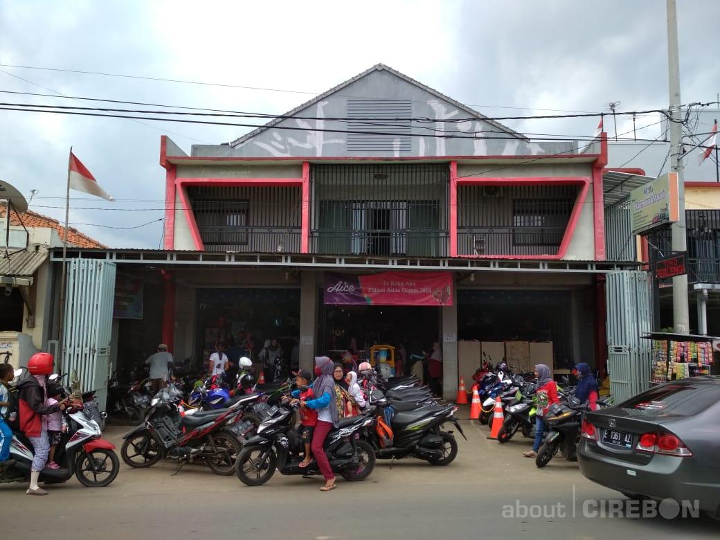 Toko Karomah: Rasa Kebanggaan Lokal yang Mengiringi Setiap Harimu di Cilacap
