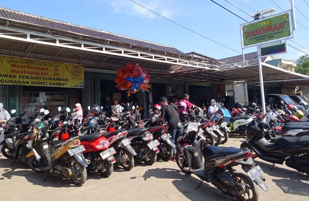 Kembali ke Akar: Toko Karomah, Teman Setia Belanja di Cilacap
